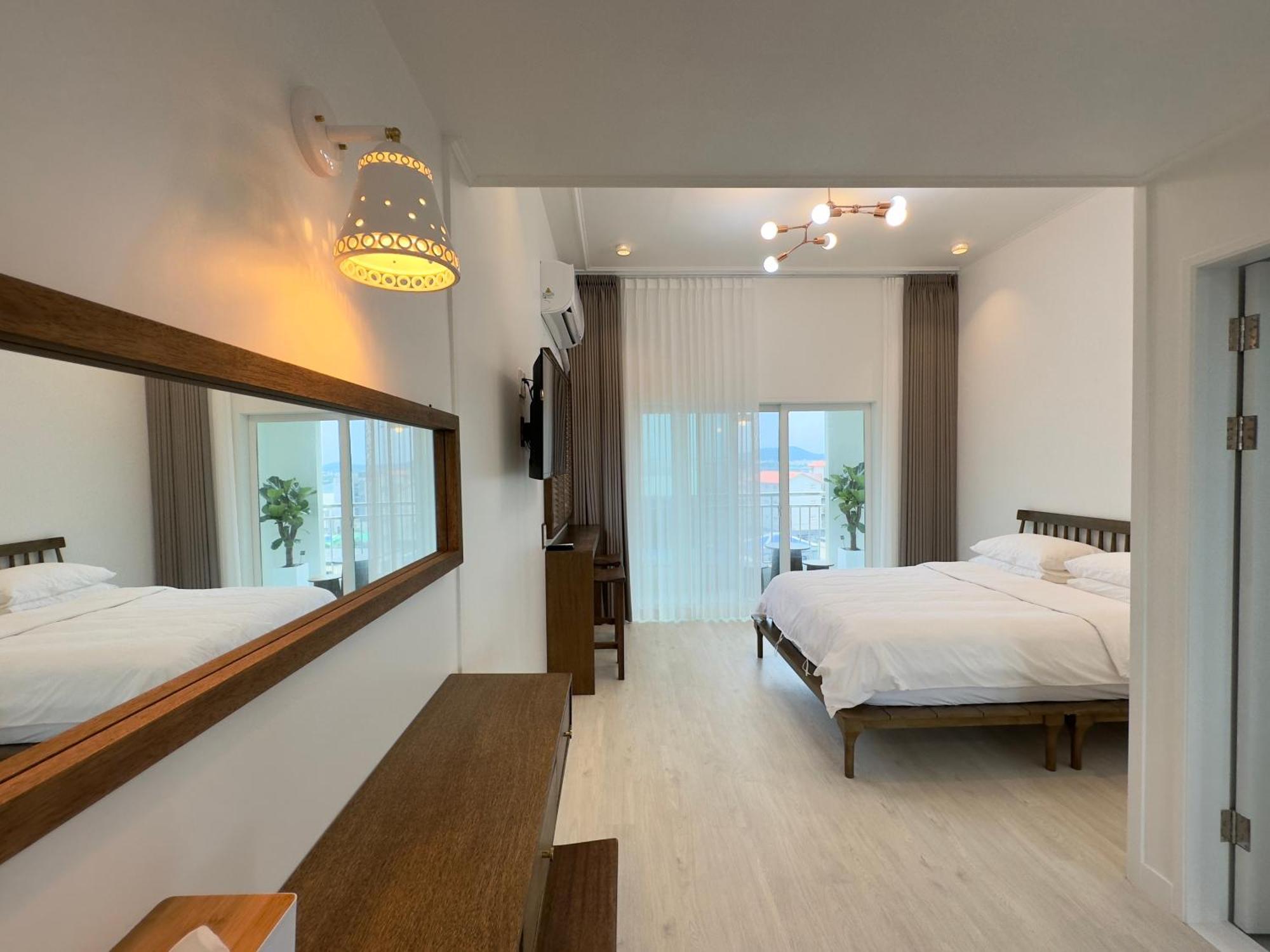 Pureun Jeju Pension Seogwipo Exterior photo