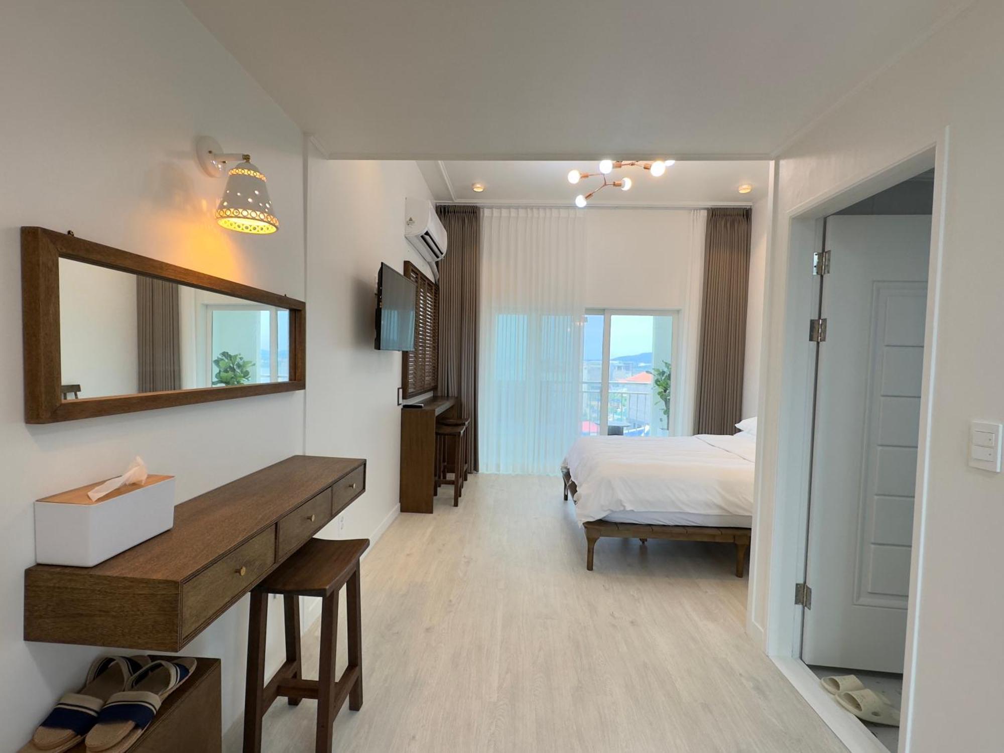Pureun Jeju Pension Seogwipo Exterior photo